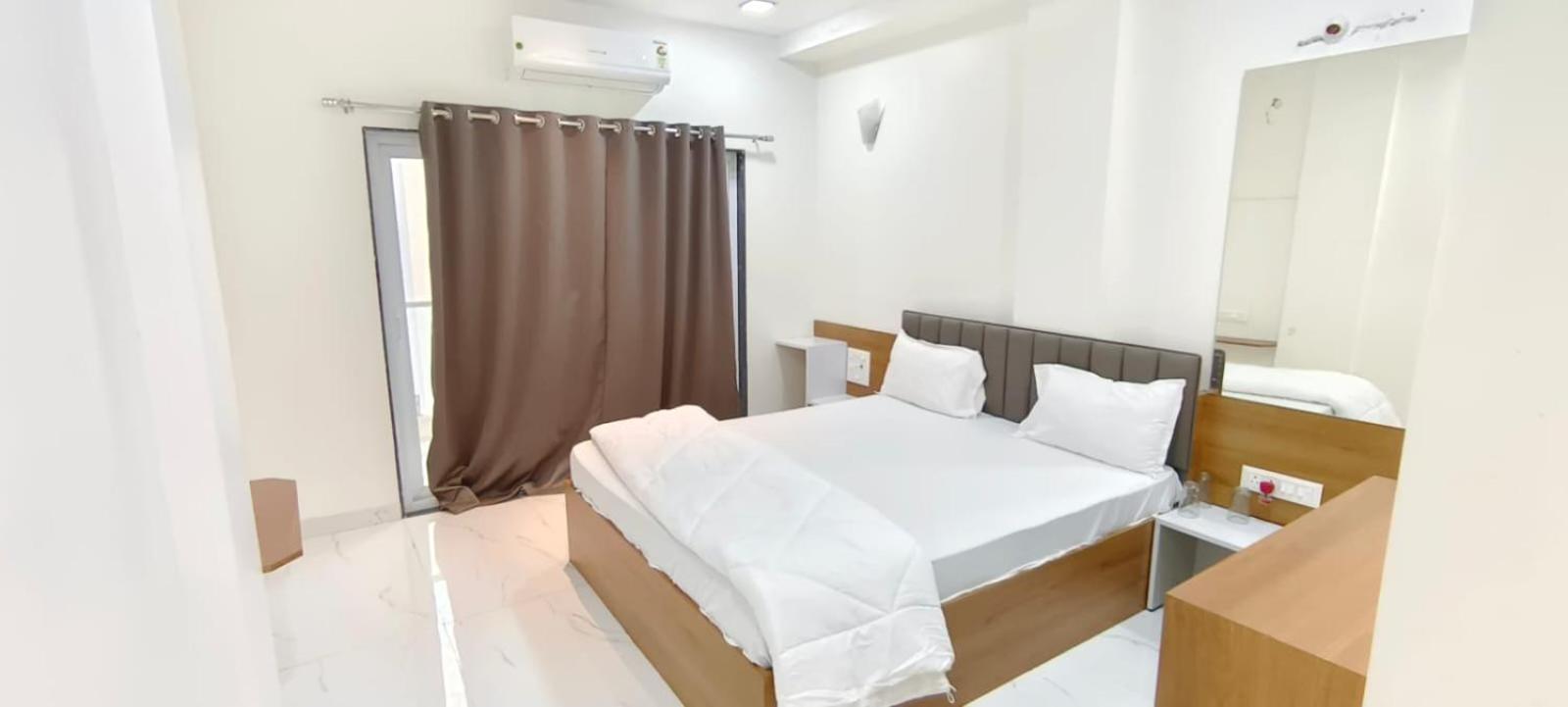 Hotel Mayur Residency Ellora Kültér fotó